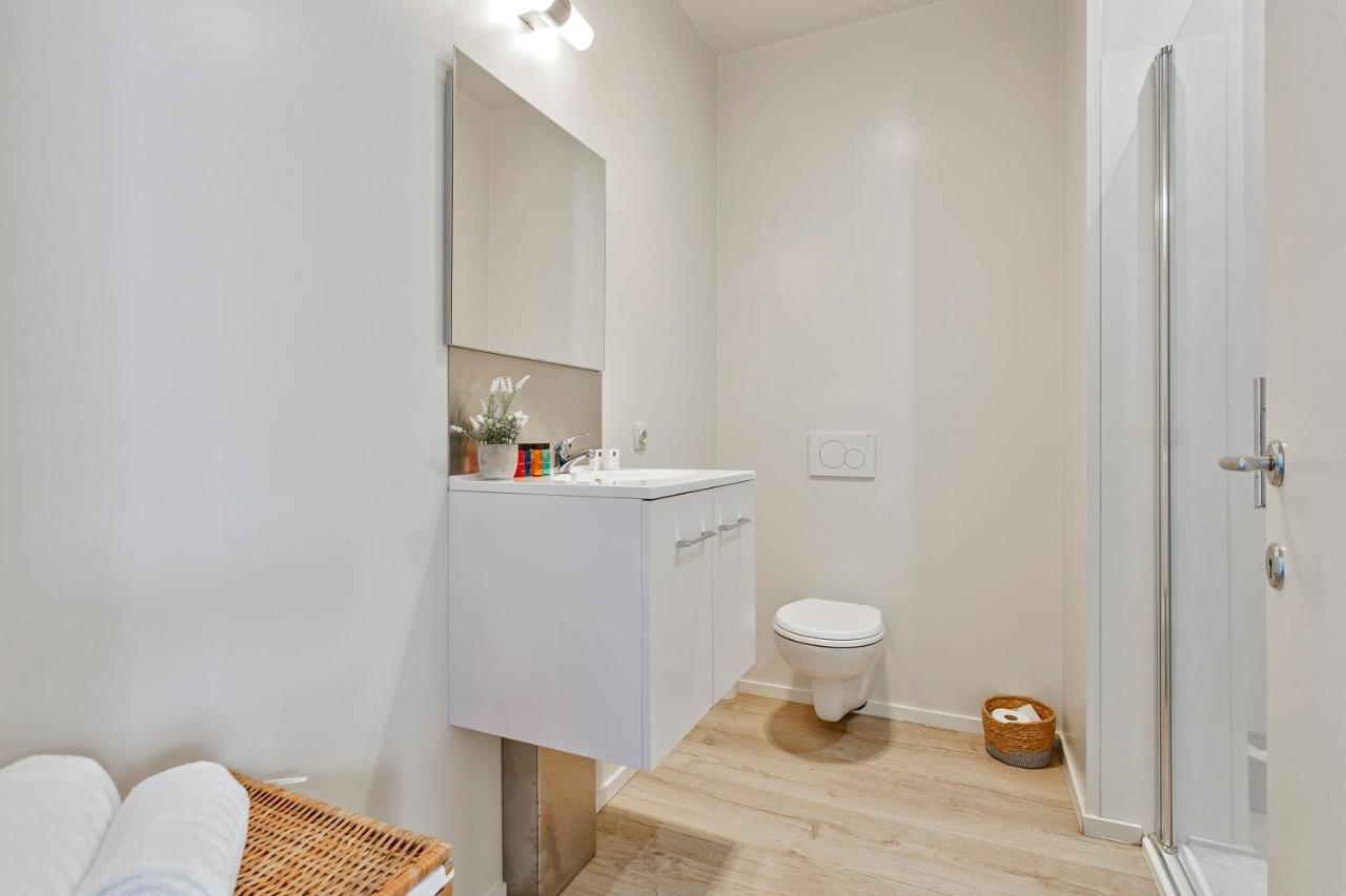 Huswell - Charming Getaway In The Historical City Center Bruges Esterno foto
